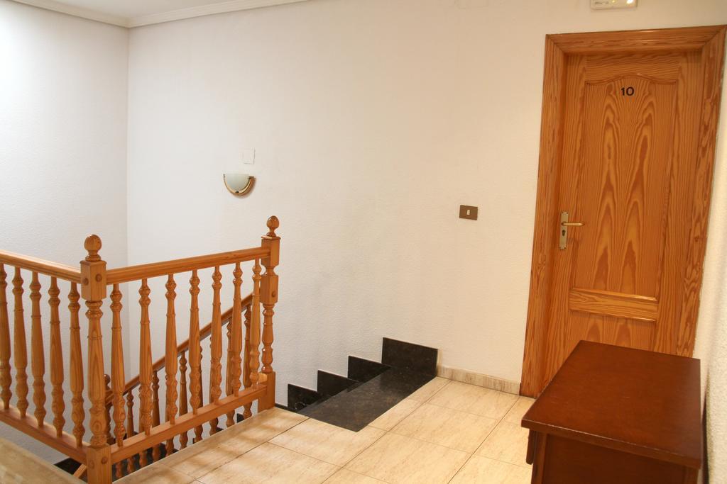 ホテル ホスタル レスタウランテ ラ マシア Vila-real エクステリア 写真